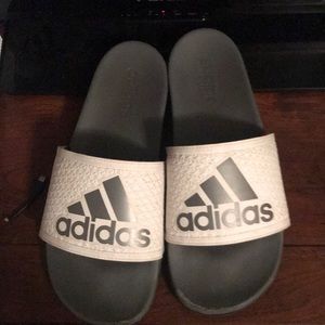 Adidas flip flops
